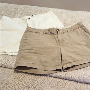 Set of 2 Old Navy Women's Tan and White Shorts
